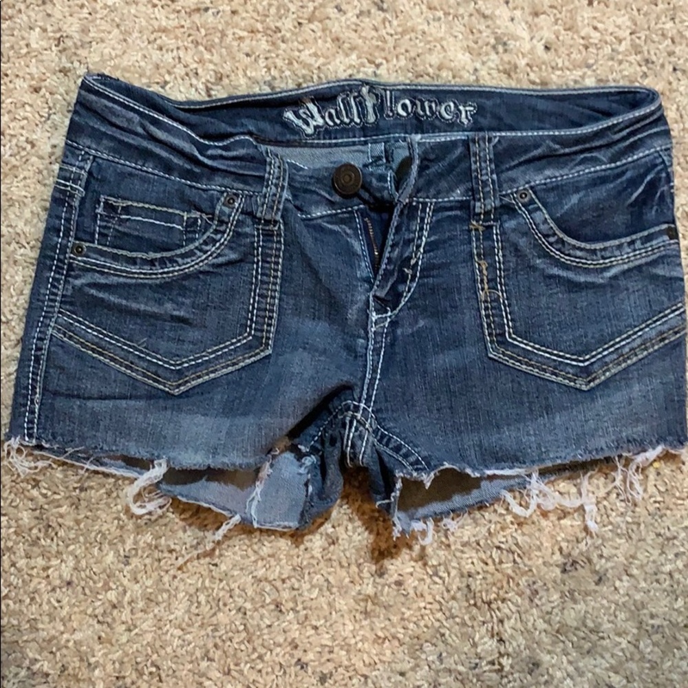 Wall Flower Jean Shorts